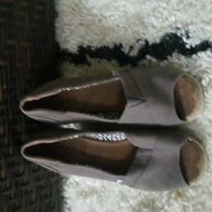 Tom's Shoes